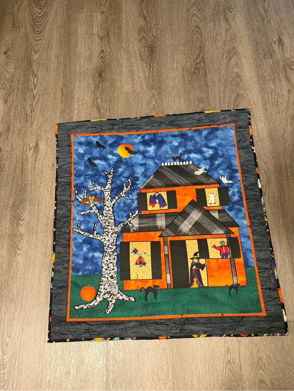 Handmade Halloween Haunted House Quilted Wall Hanging 28” x 30” Witch Ghosts Cat